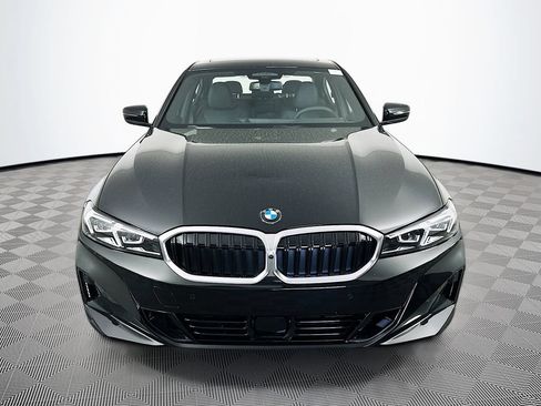 Used 2026 BMW 330i xDrive Sedan w/ Premium Package AWD/4WD image 3