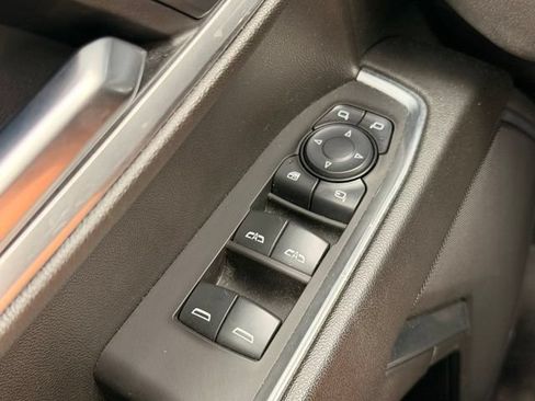 Used 2025 GMC Sierra 1500 SLT RWD image 23