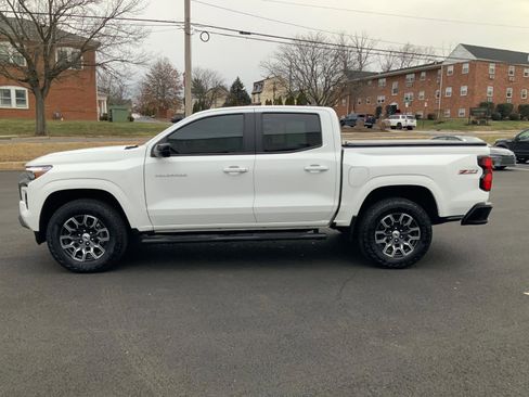 Used 2023 Chevrolet Colorado Z71 w/ Z71 Convenience Package 2 image 4