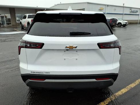 New 2026 Chevrolet Equinox LT w/ Convenience Package II image 6