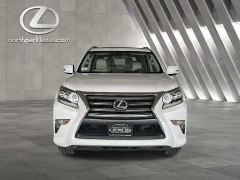Used 2019 Lexus GX 460 Premium w/ Premium Package AWD/4WD image 27