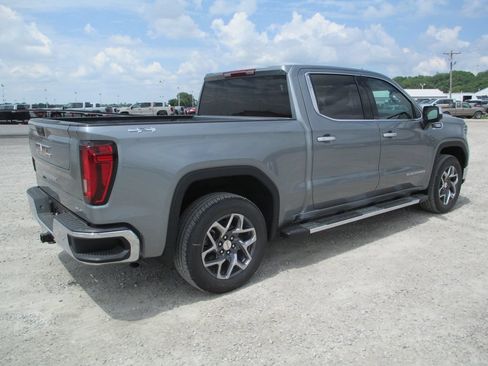 New 2026 GMC Sierra 1500 SLT w/ SLT Premium Package AWD/4WD image 5