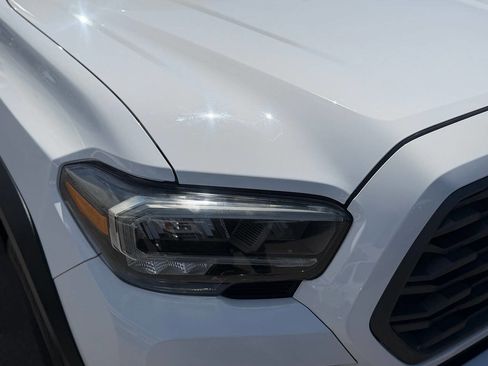 Used 2020 Toyota Tacoma TRD Off-Road w/ Technology Package AWD/4WD image 76