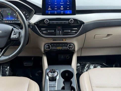 Used 2021 Ford Escape SEL w/ Class II Trailer Tow Package image 19