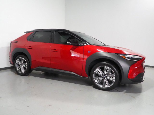 Used 2023 Subaru Solterra Touring AWD/4WD image 1