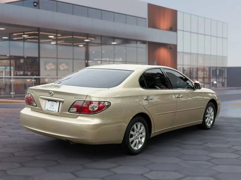 Used 2003 Lexus ES 330 FWD image 6