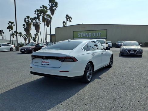 Certified 2023 Honda Accord EX image 8