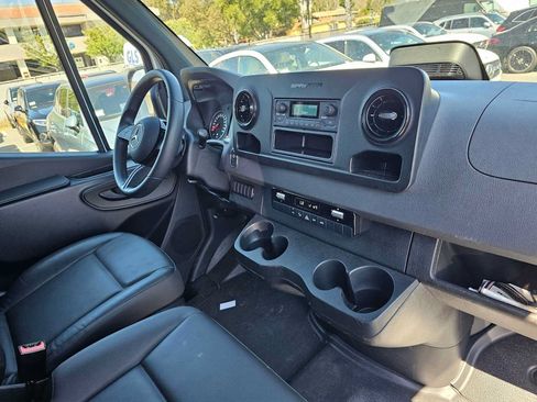 Used 2026 Mercedes-Benz Sprinter 2500 image 11