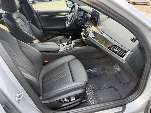 Used 2021 BMW 530i xDrive w/ Premium Package AWD/4WD image 26