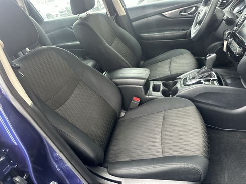 Used 2018 Nissan Rogue S AWD/4WD image 49