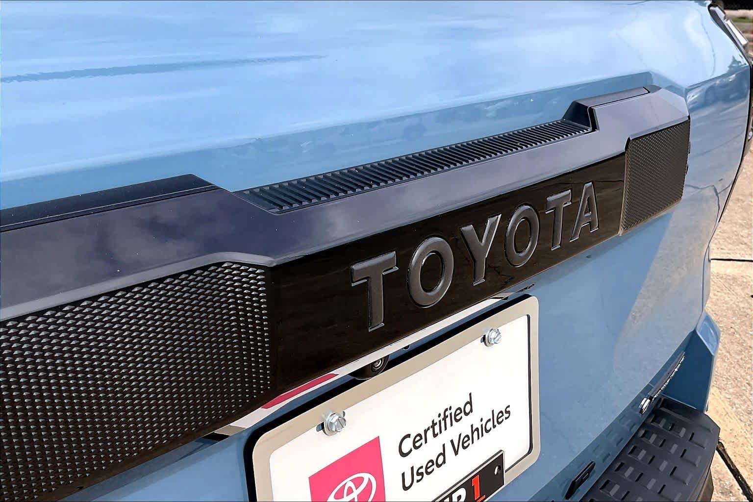 Certified 2026 Toyota 4Runner Platinum AWD/4WD image 31