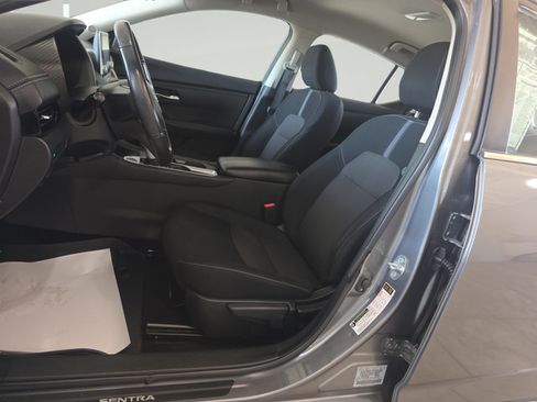 Used 2022 Nissan Sentra SV FWD image 10
