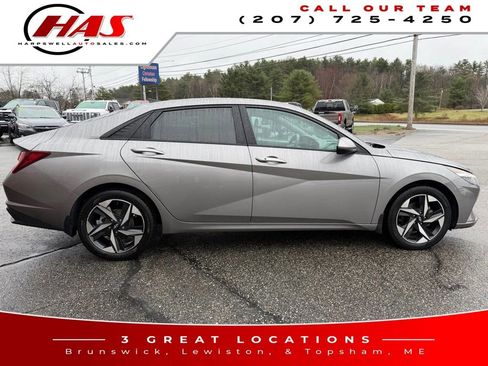 Used 2023 Hyundai Elantra SEL w/ Convenience Package FWD image 7