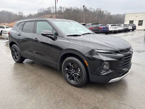 Used 2021 Chevrolet Blazer LT w/ Midnight/Sport Edition image 7