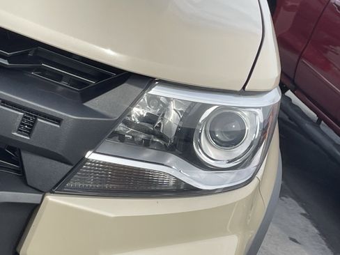 Used 2022 Chevrolet Colorado ZR2 w/ ZR2 Dusk Special Edition image 11