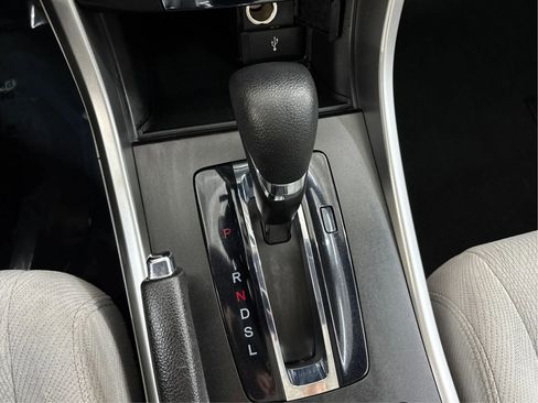 Used 2014 Honda Accord EX image 42