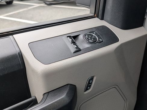 Certified 2020 Ford F250 XL w/ Power Equipment Group image 15