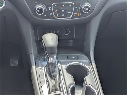 Used 2024 Chevrolet Equinox LT AWD/4WD image 27