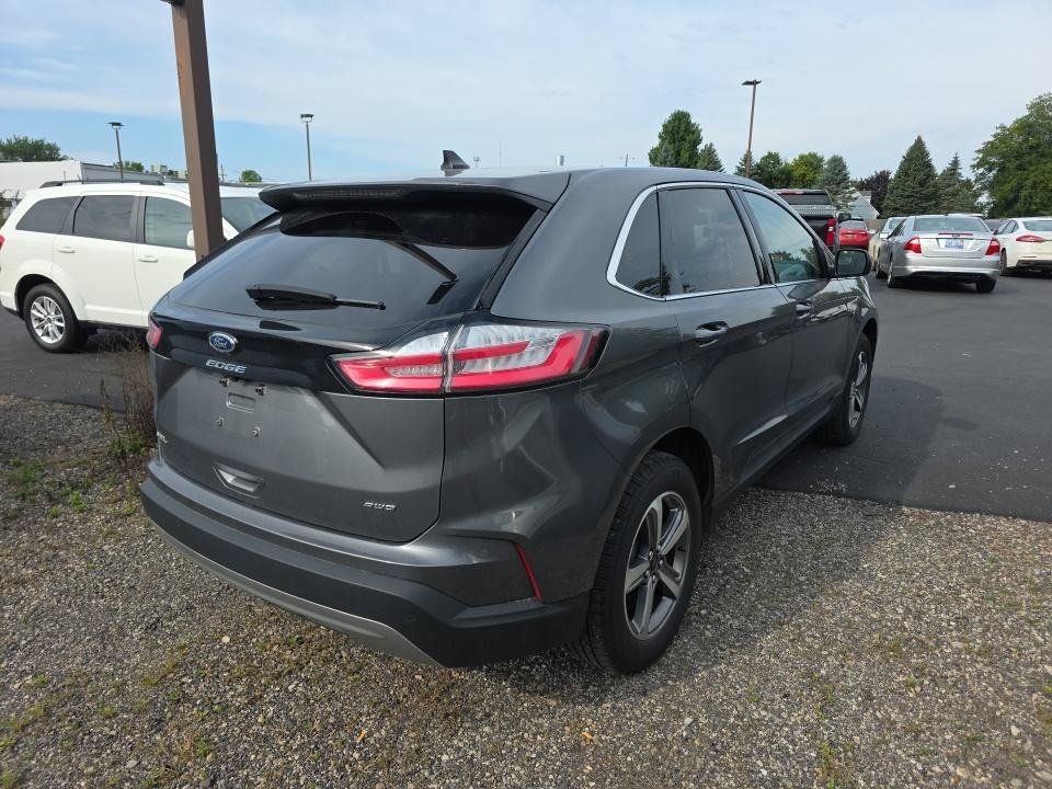 Used 2024 Ford Edge SEL w/ Convenience Package AWD/4WD image 5