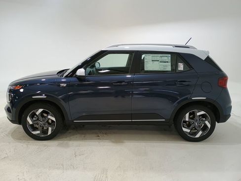 New 2026 Hyundai Venue SEL image 4