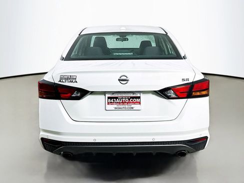 Used 2022 Nissan Altima 2.5 SR FWD image 6