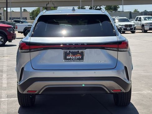 Used 2024 Lexus RX 350 Premium w/ Accessory Package (Z1) FWD image 4