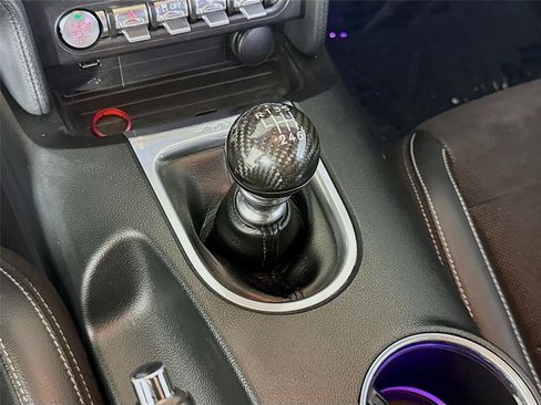 Used 2019 Ford Mustang GT Premium w/ Carbon Sport Interior Package RWD image 19