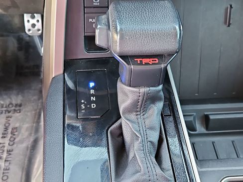 Used 2022 Toyota Tundra SR5 w/ TRD Off-Road Package image 30