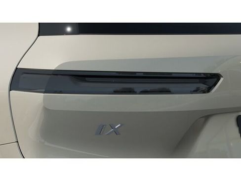 New 2026 BMW iX xDrive60 image 8