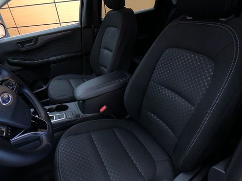 New 2026 Ford Escape Active w/ Cold Weather Package image 10