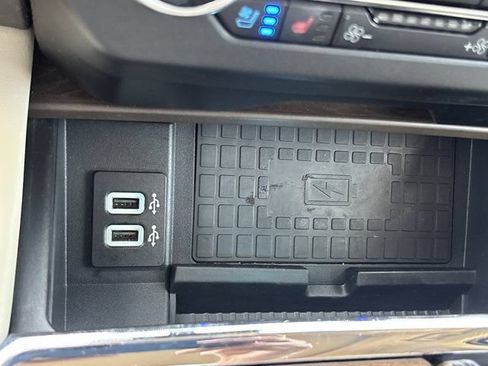 Used 2019 Ford Expedition Platinum AWD/4WD image 47