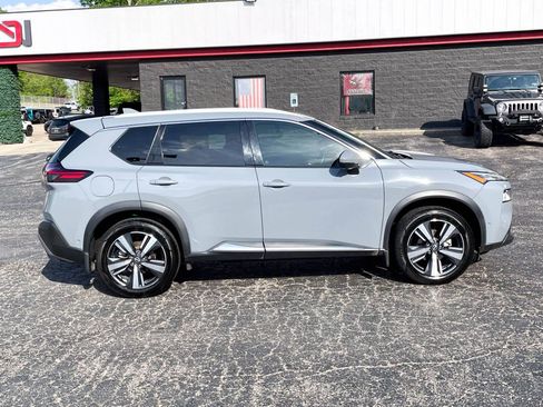 Used 2022 Nissan Rogue SL w/ SL Premium Package image 4