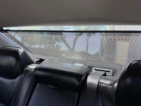 Used 2016 Chrysler 300 C RWD image 20