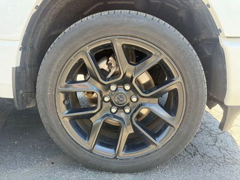 Used 2023 RAM 1500 Laramie AWD/4WD image 56