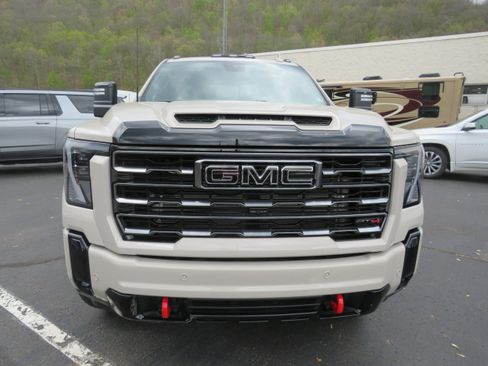 New 2026 GMC Sierra 2500 AT4 w/ LPO, Black Badging Package AWD/4WD image 2