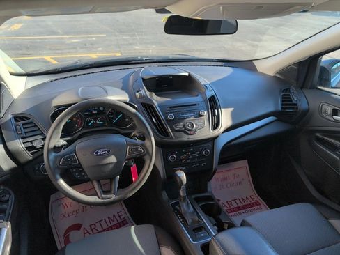 Used 2017 Ford Escape SE image 15