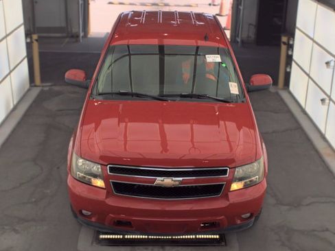 Used 2008 Chevrolet Avalanche LT w/ Convenience Package #1 AWD/4WD image 2