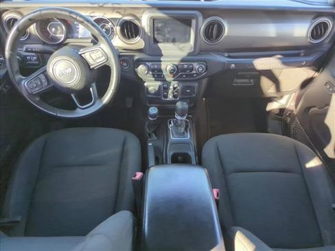 Used 2018 Jeep Wrangler Unlimited Sport S image 16
