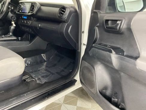 Used 2022 Toyota Tacoma SR RWD image 20