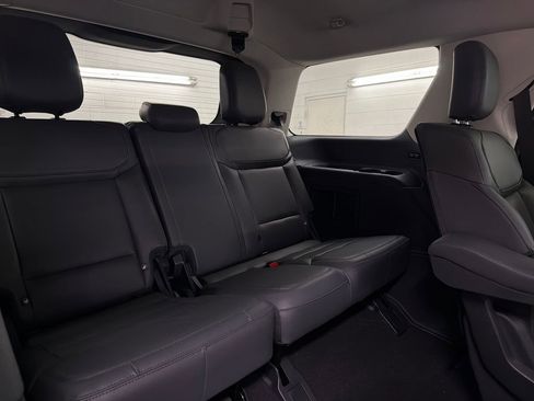 New 2026 Ford Expedition Active image 30