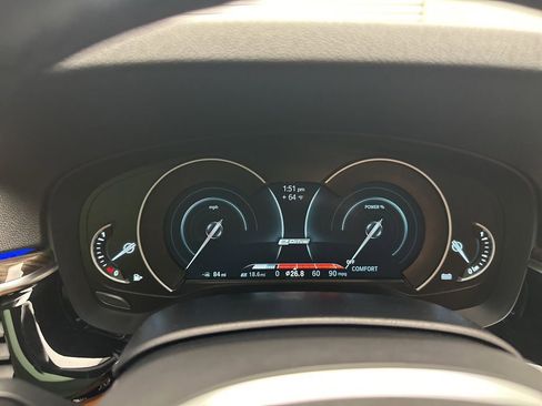 Used 2018 BMW 530e w/ M Sport Package 2 RWD image 19