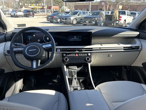 Used 2025 Hyundai Tucson SEL image 18