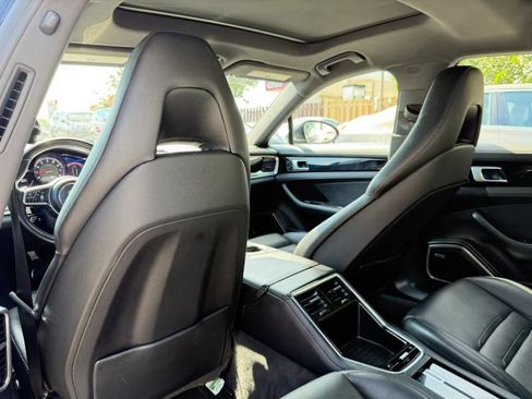 Used 2018 Porsche Panamera 4S AWD/4WD image 18