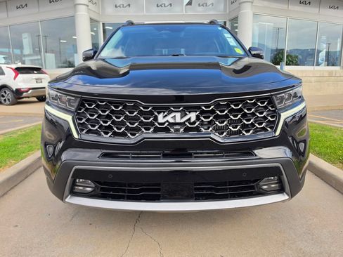 Certified 2023 Kia Sorento SX Prestige AWD/4WD image 2