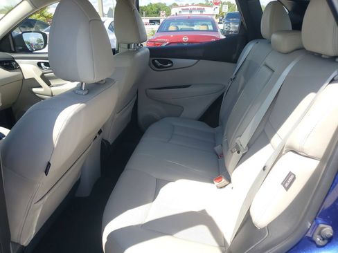 Used 2019 Nissan Murano S FWD image 15