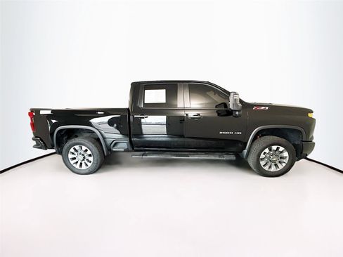 Used 2025 Chevrolet Silverado 2500 Custom w/ Custom Value Package image 30