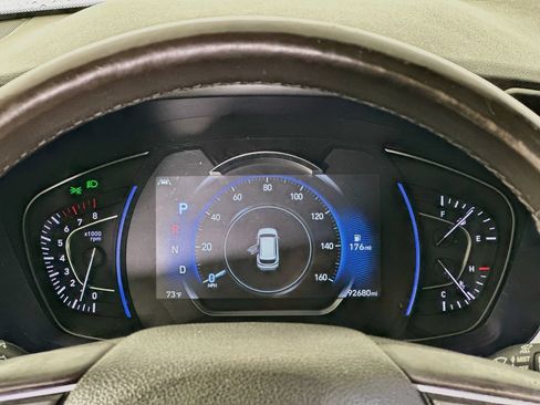 Used 2020 Hyundai Santa Fe Limited FWD image 12