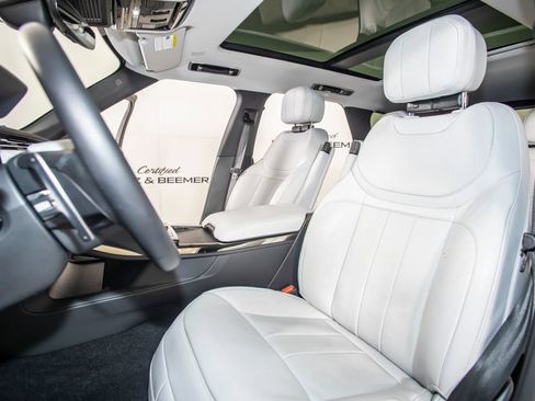 Used 2023 Land Rover Range Rover Sport SE AWD/4WD image 13