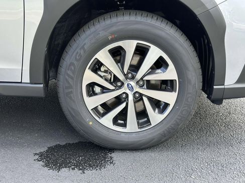 New 2025 Subaru Outback Premium image 7