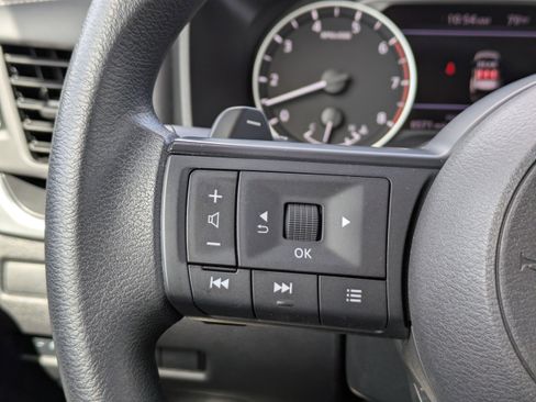 Certified 2024 Nissan Rogue S image 25